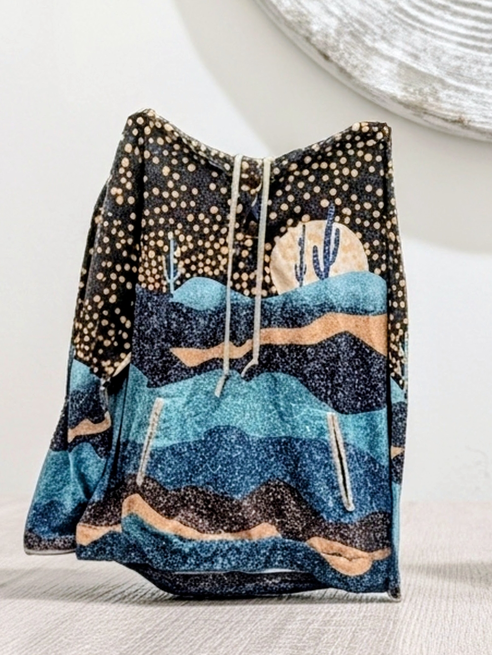 MISSLOOK Western Desert Cactus Moon Graphic Hoodie Pullover Size Large - Picture 2 of 6